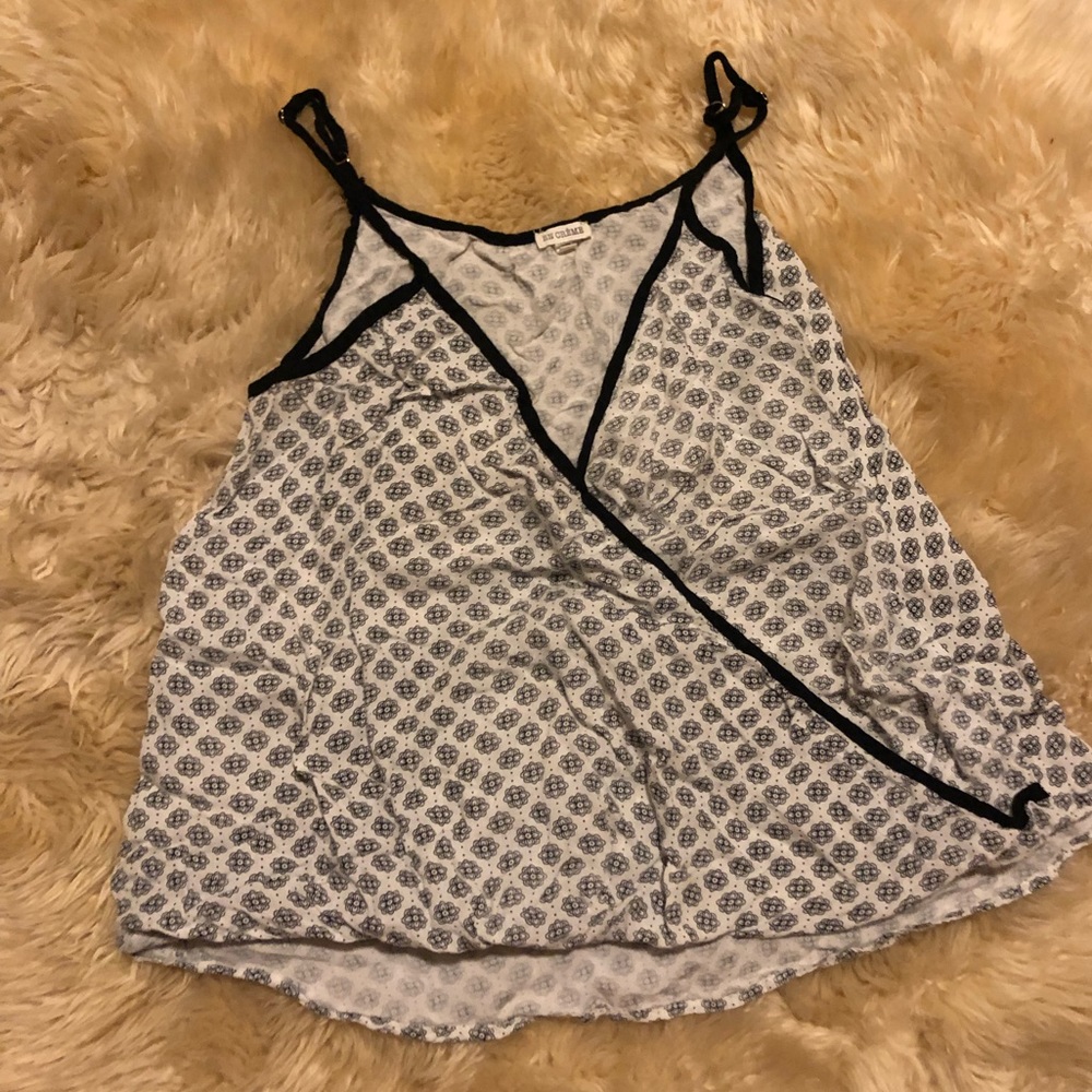 En Créme sweet, swing tank top!